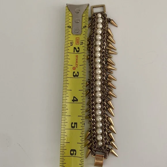 Stella and Dot faux Pearl, spike, snap close bracelet with box - Picture 5 of 7